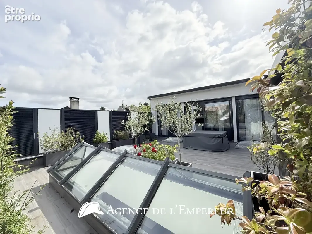 Photo Maison à Rueil-Malmaison au prix de 990 000€