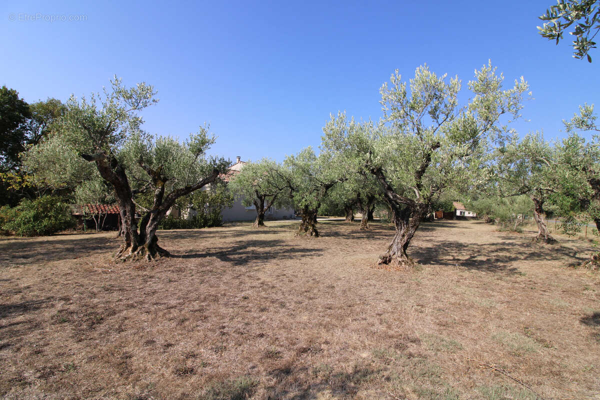 Maison à SAINT-JULIEN-DE-CASSAGNAS