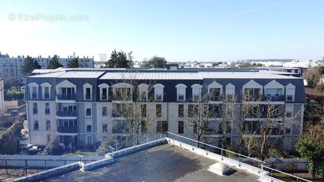 Appartement à SAINTE-GENEVIEVE-DES-BOIS