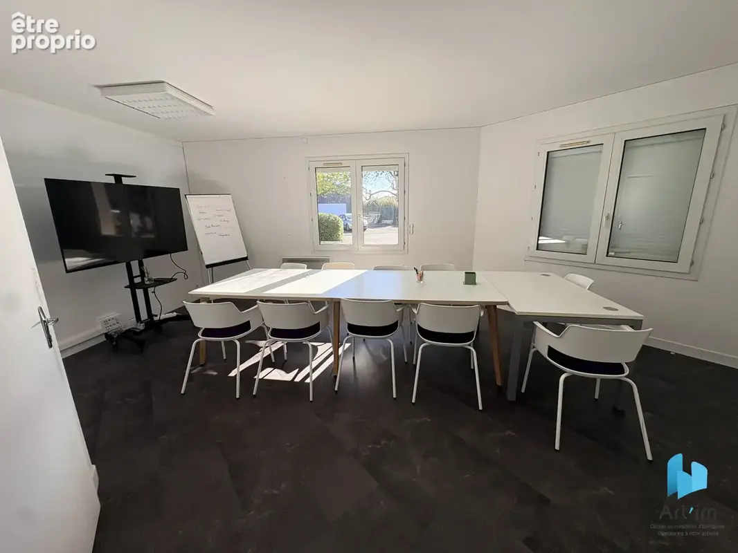 Bureaux et ateliers disponibles - photo 1