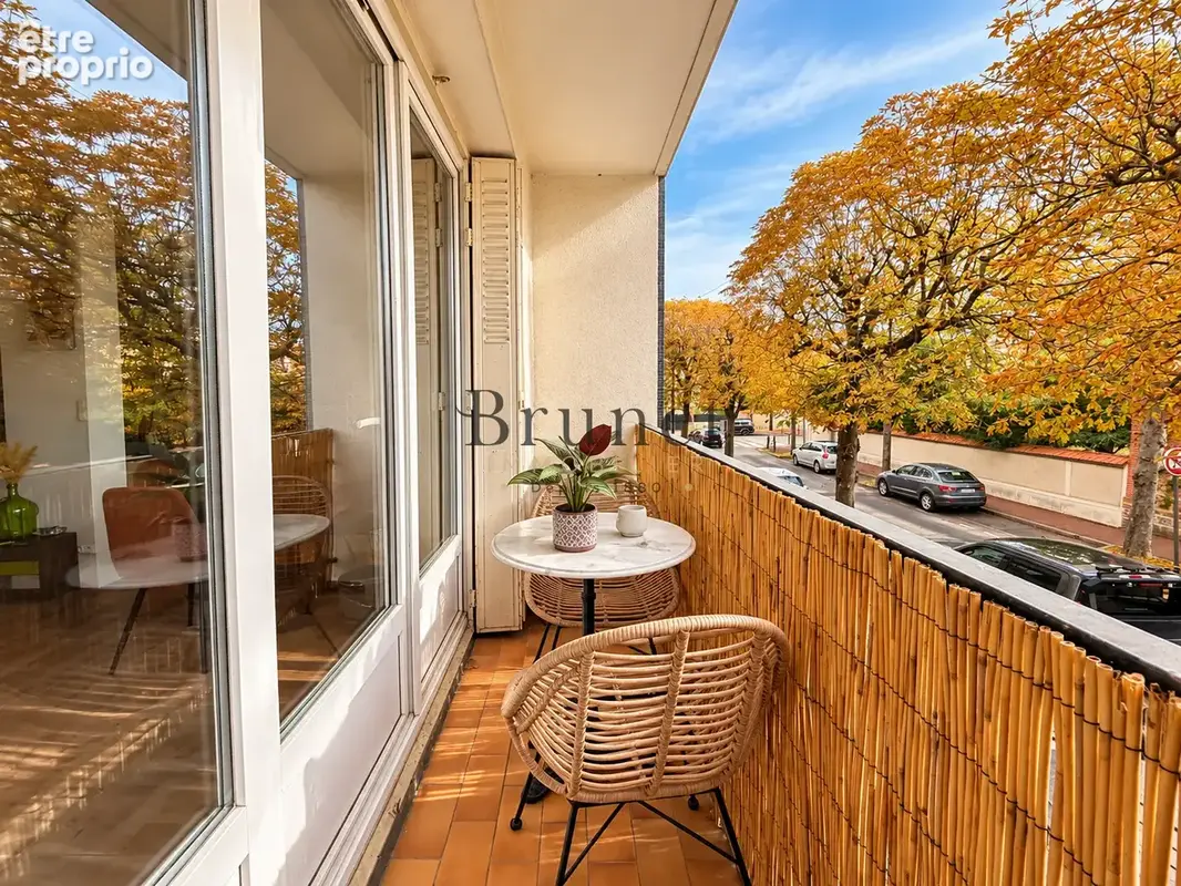 Appartement à SAINT-MAUR-DES-FOSSES