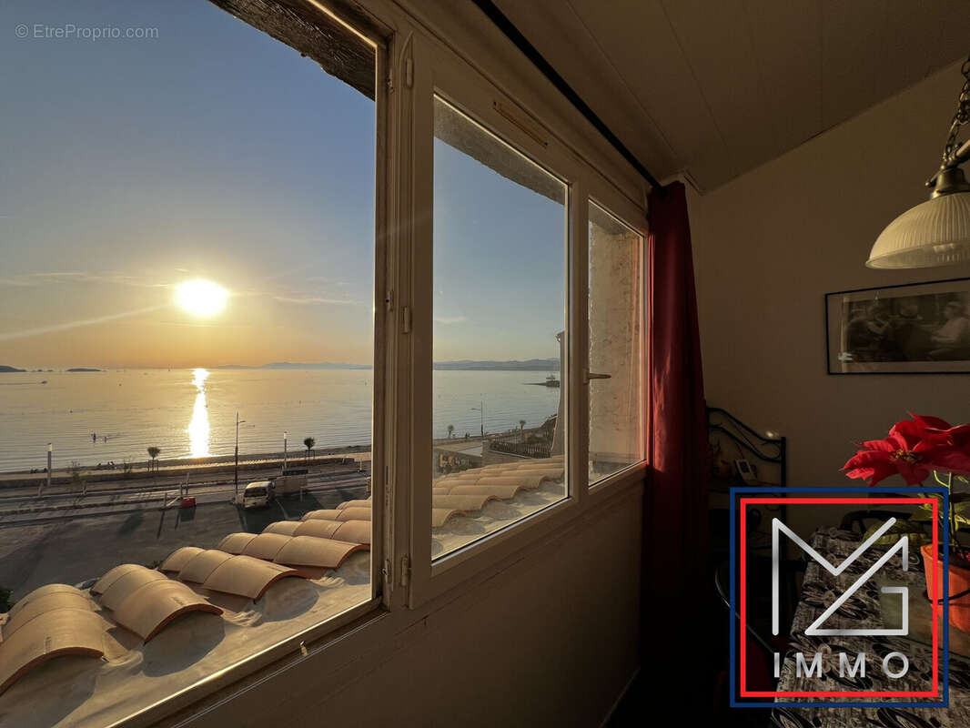 Appartement à SIX-FOURS-LES-PLAGES