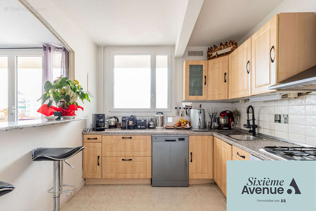 Appartement à CHILLY-MAZARIN