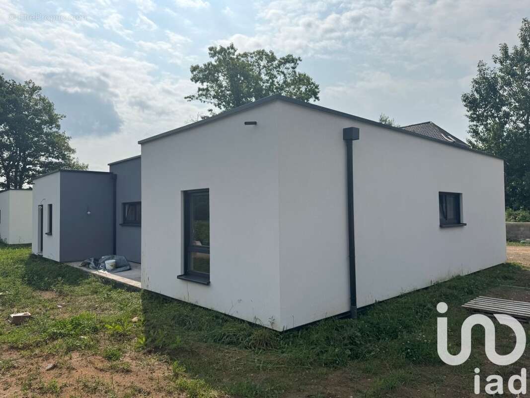 Maison 100 m² à Hargarten-Aux-Mines  - photo 7