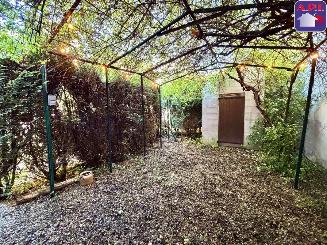 Maison 109 m² à Les Cabannes  - photo 6