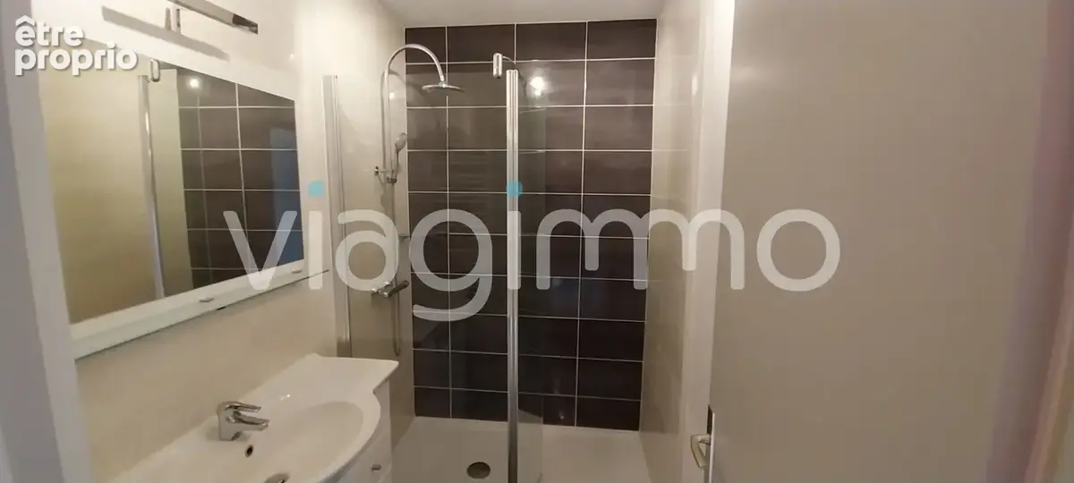 Vue sur la Vie, appartement T3 au coeur de St Gilles Croix de Vie en viager occupé - photo 14