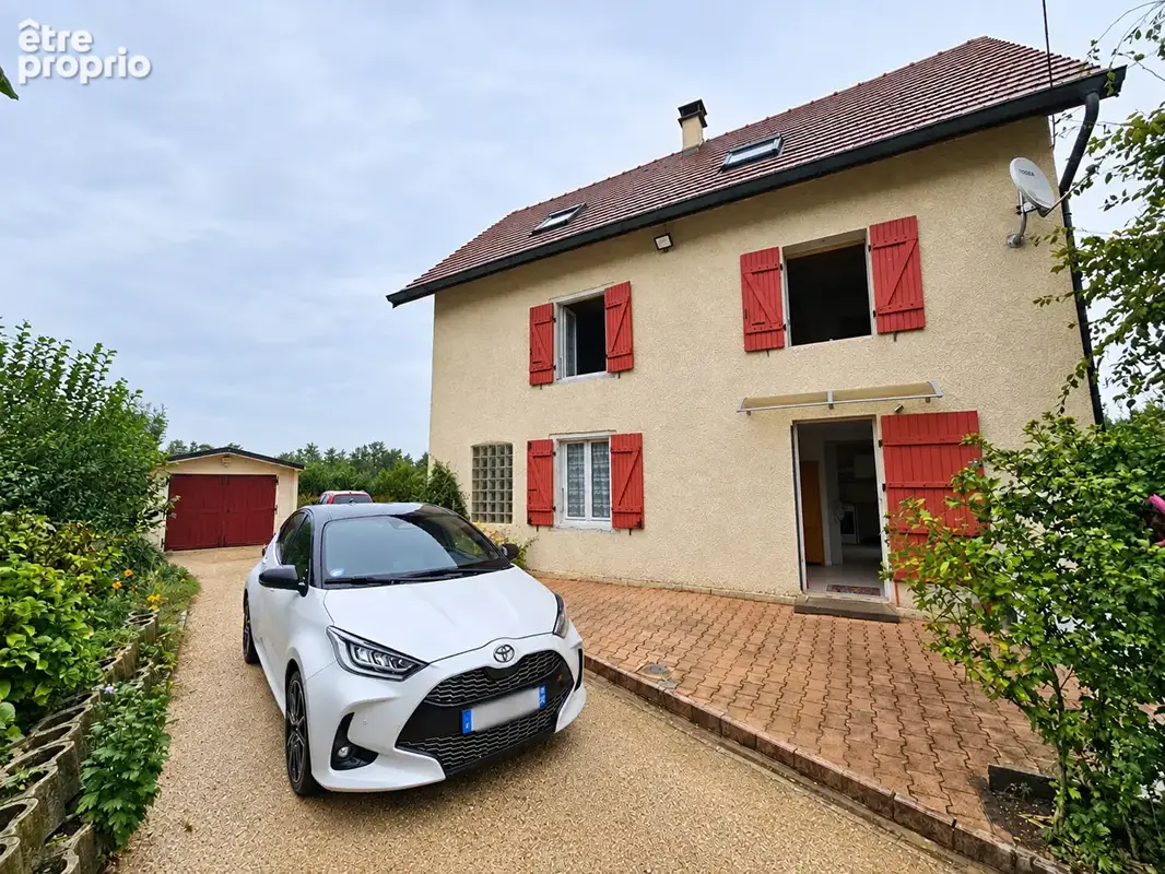 Photo Maison à Pressins au prix de 220 000€