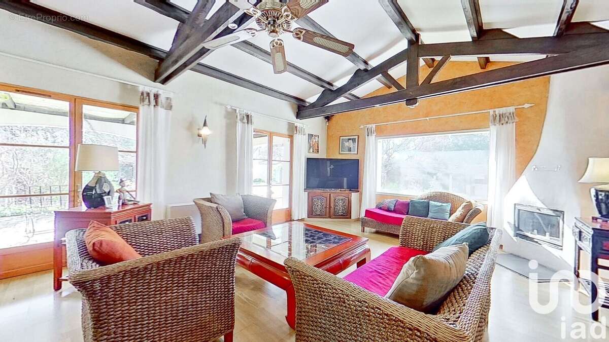 Photo 4 - Maison à EGUILLES