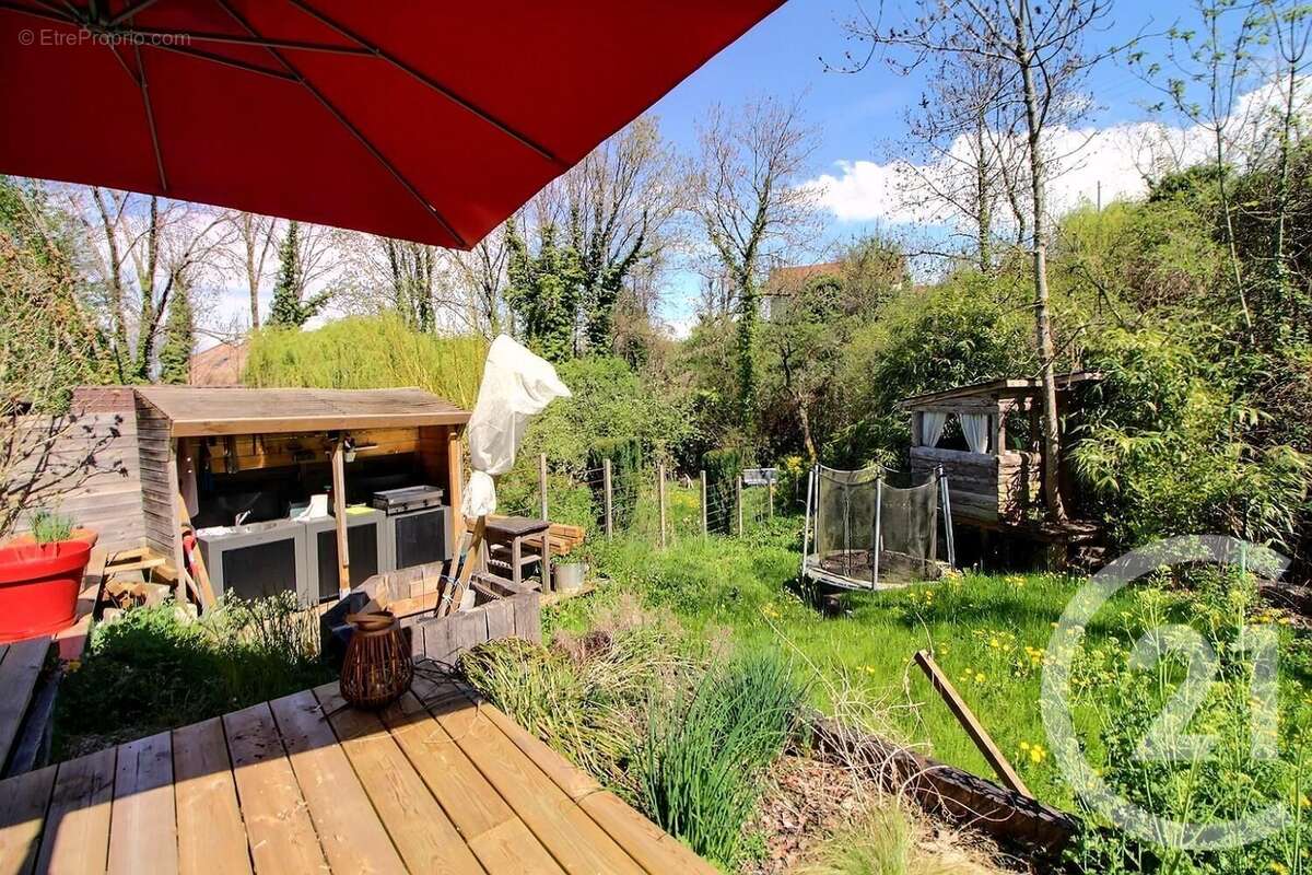 Maison à NEUVECELLE