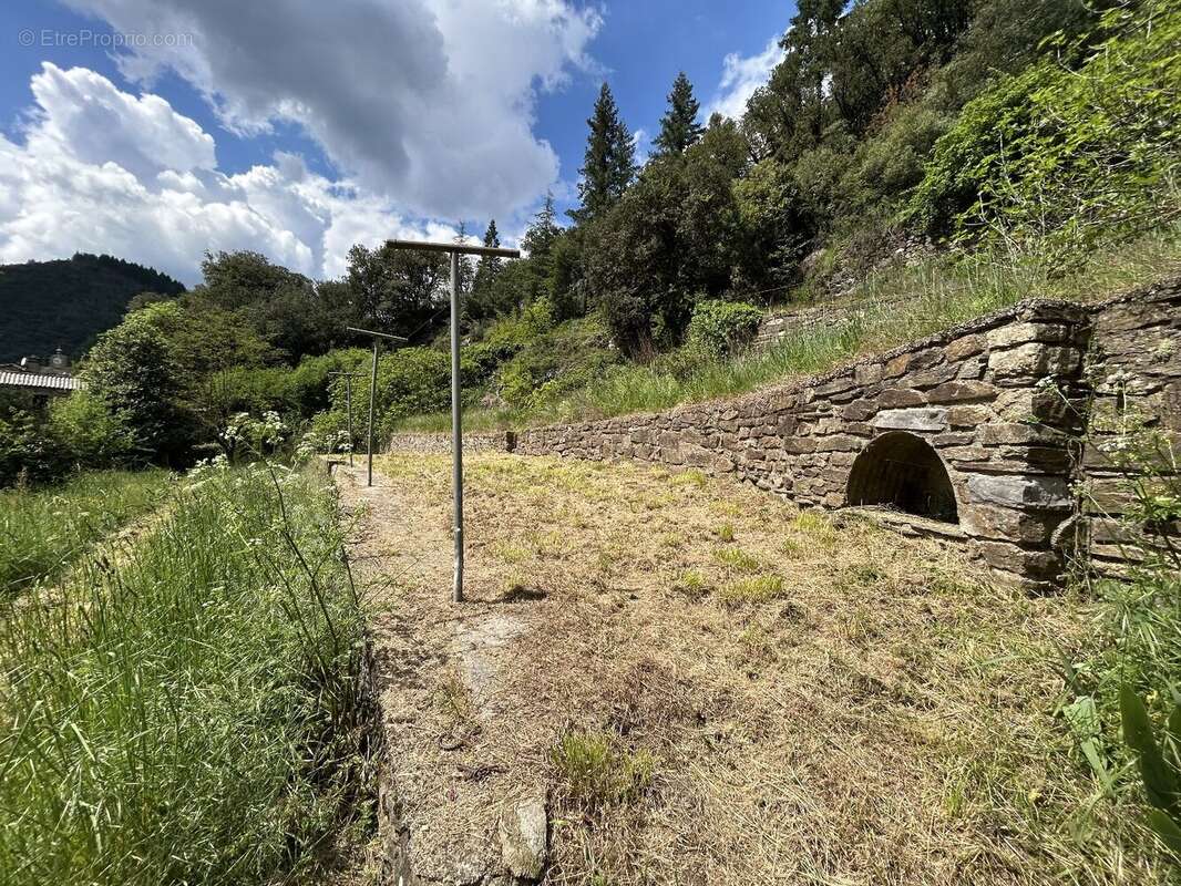 Maison à L&#039;ESTRECHURE