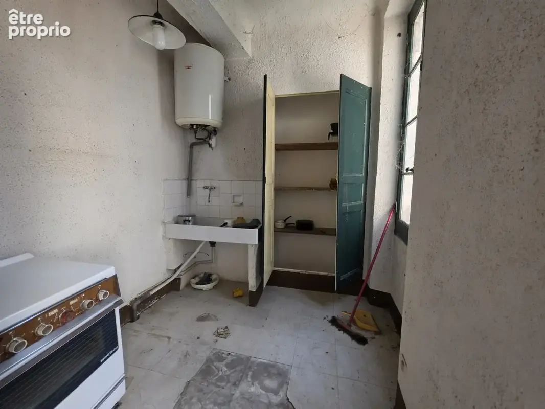 Carcès   Immeuble à rénover, potentiel de 4 appartements et 2 grands garages - photo 7