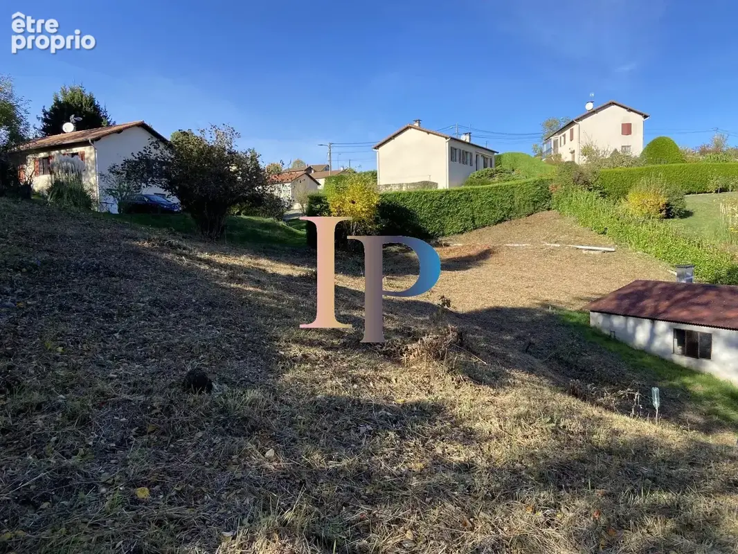 Terrain 840 m² à Cours-La-Ville  - photo 5