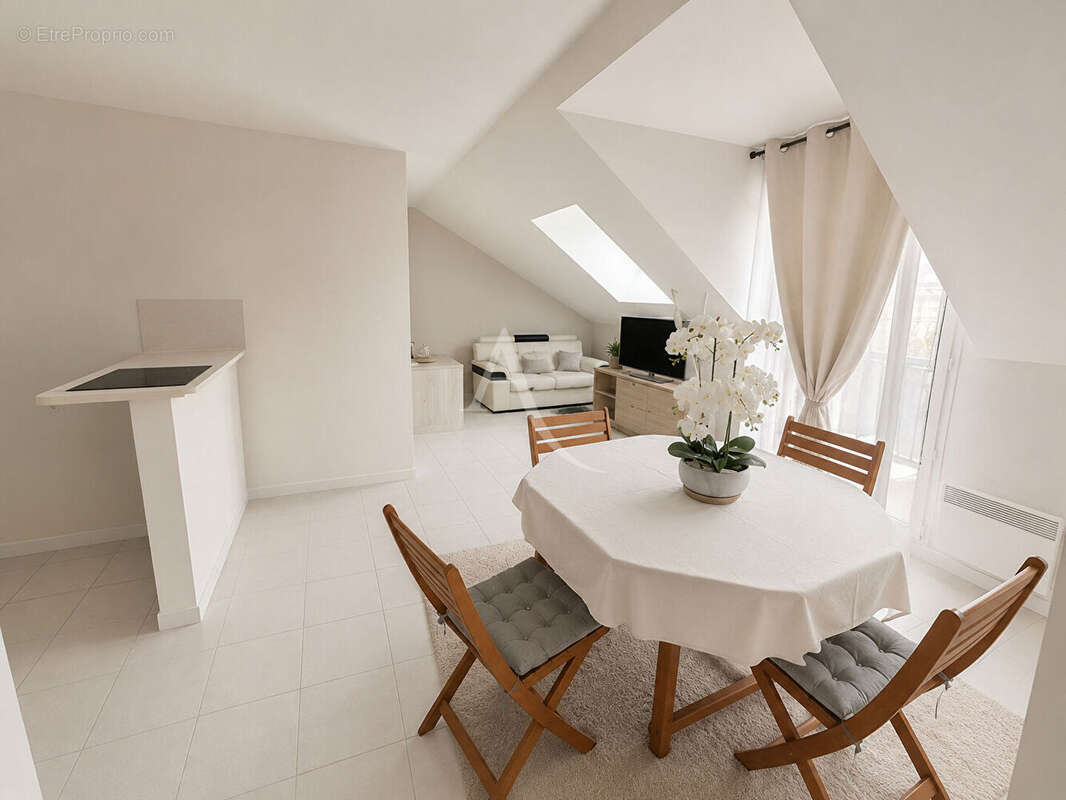 Appartement à VILLENOY