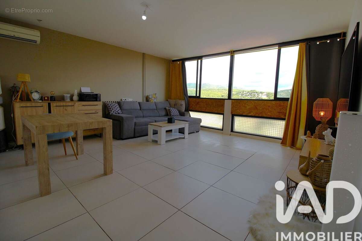 Photo 9 - Appartement à MARSEILLE-15E