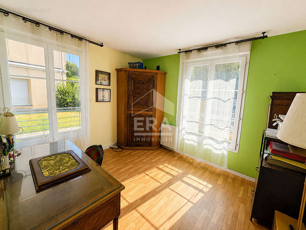 Appartement à LUZARCHES
