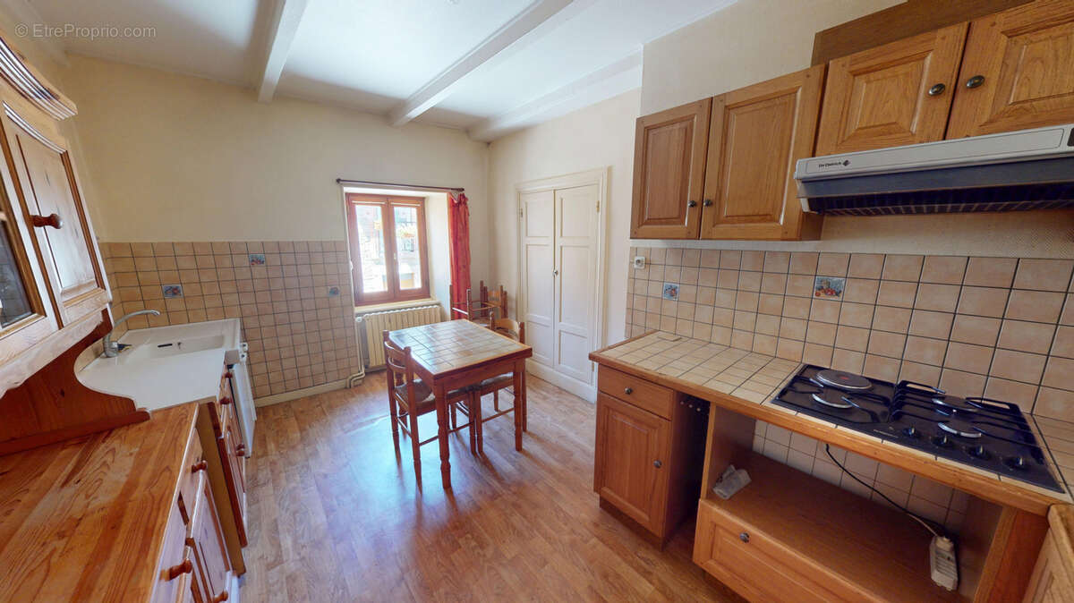 Maison à LA CHAISE-DIEU