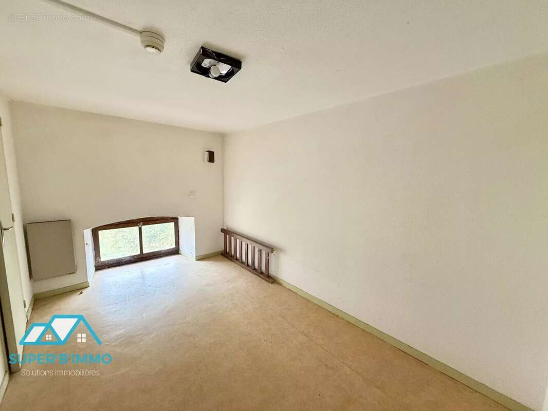 Appartement à LAVOUTE-CHILHAC