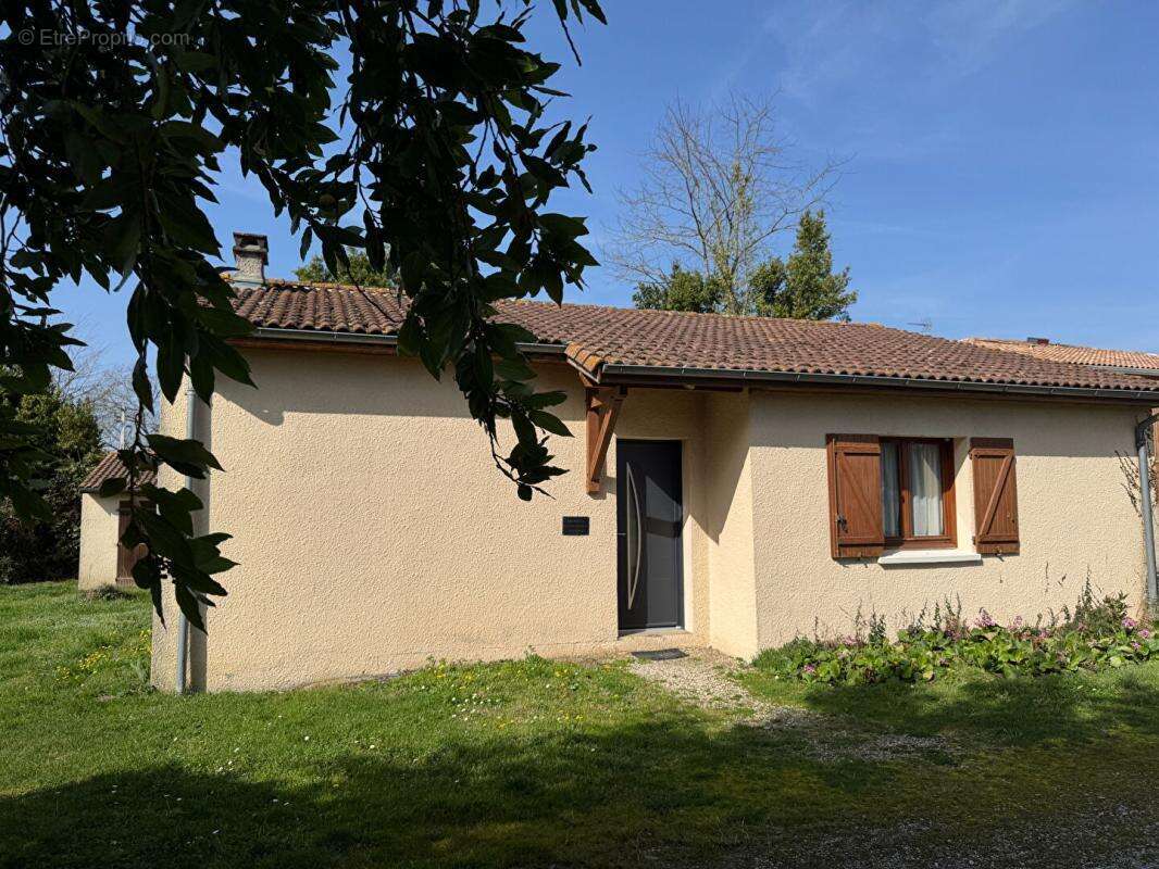 Maison à SAINT-LOUBES