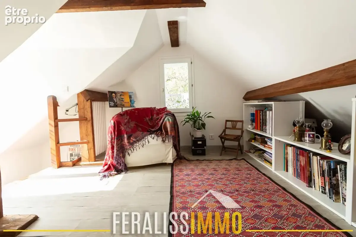 Maison familiale chaleureuse au coeur du village de Cergy - photo 12