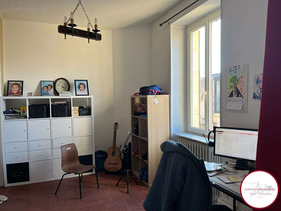 Maison à SAINT-AMAND-MONTROND