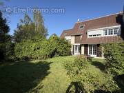 Maison à GIF-SUR-YVETTE