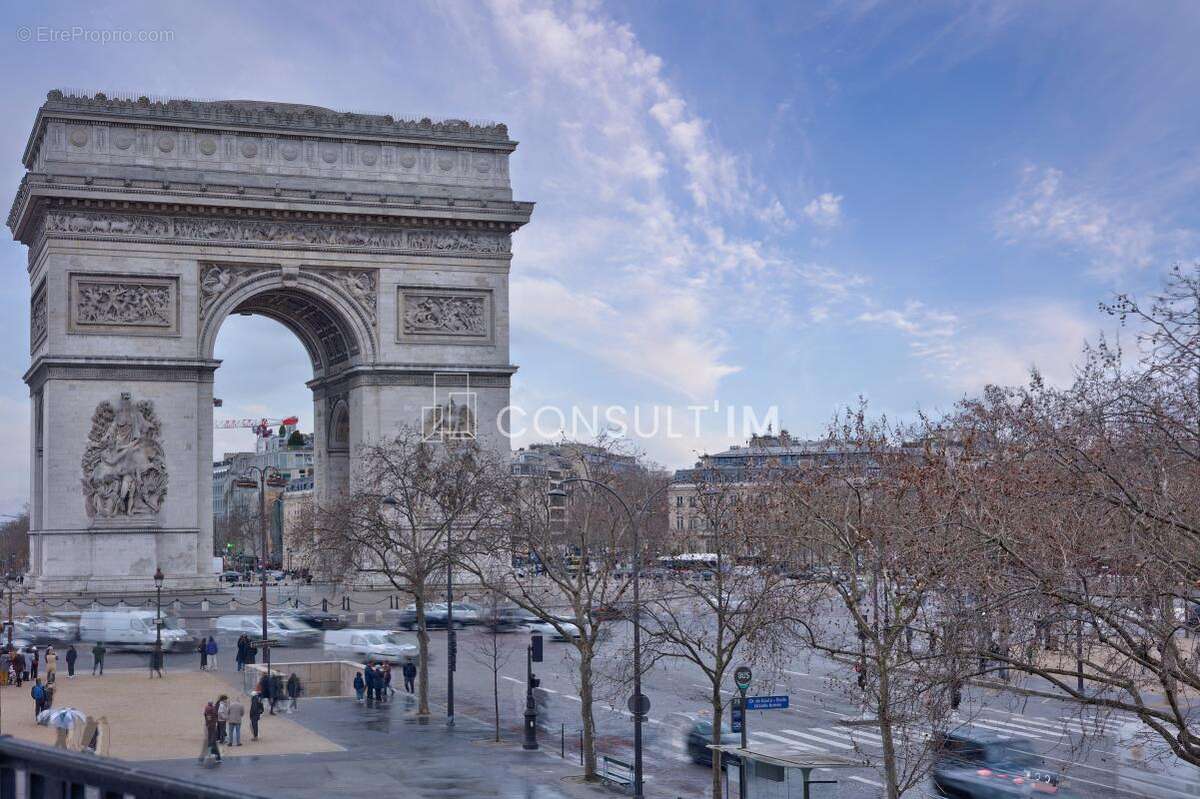 Commerce à PARIS-17E