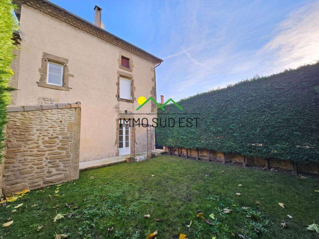 Maison à SAINT-MARCEL-LES-VALENCE