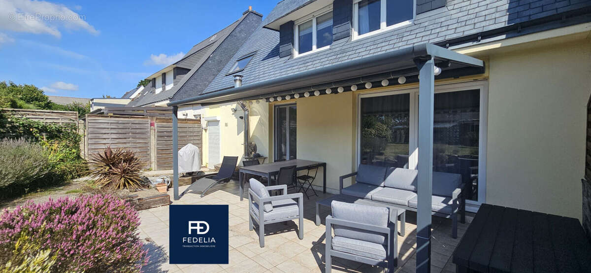 Maison à GRAND-CHAMP