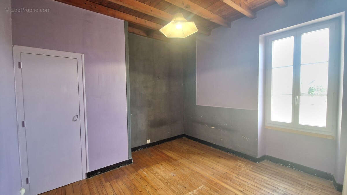 Maison à GIRONDE-SUR-DROPT