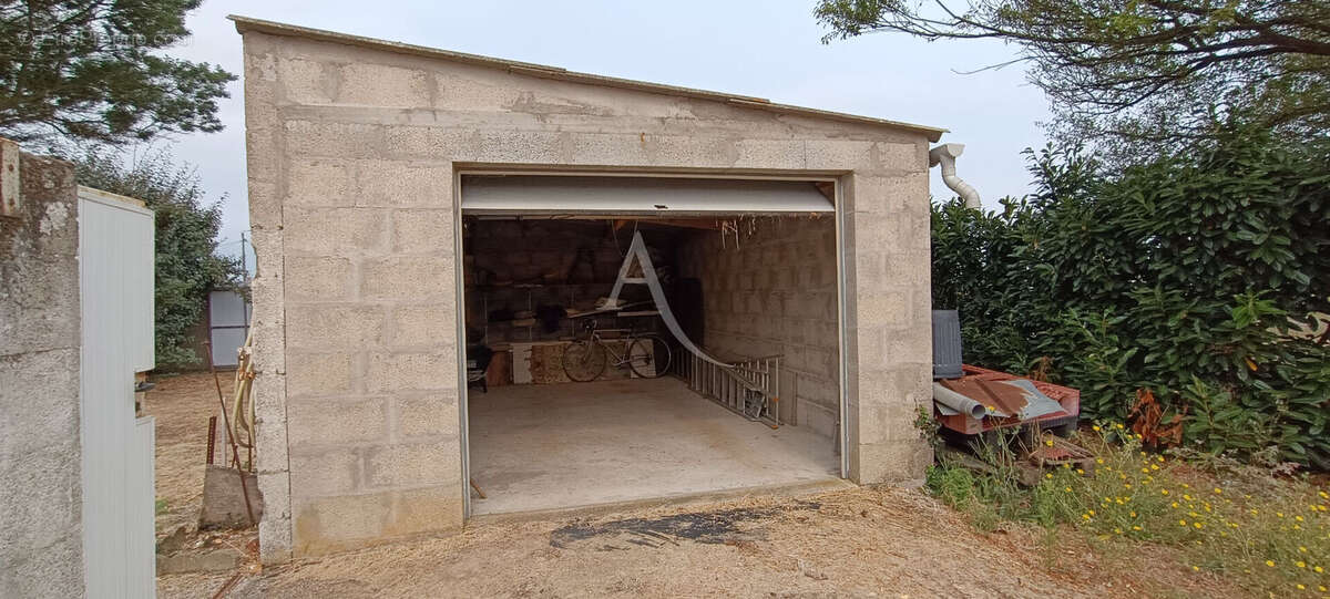 Maison à PORT-DES-BARQUES