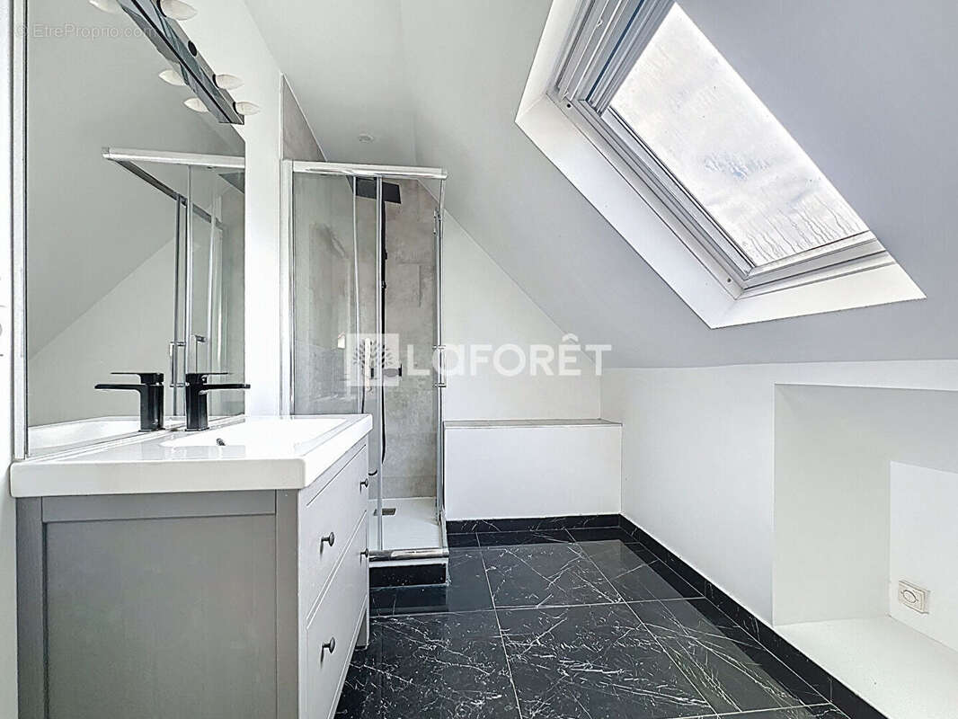 Maison à CHAMPIGNY-SUR-MARNE