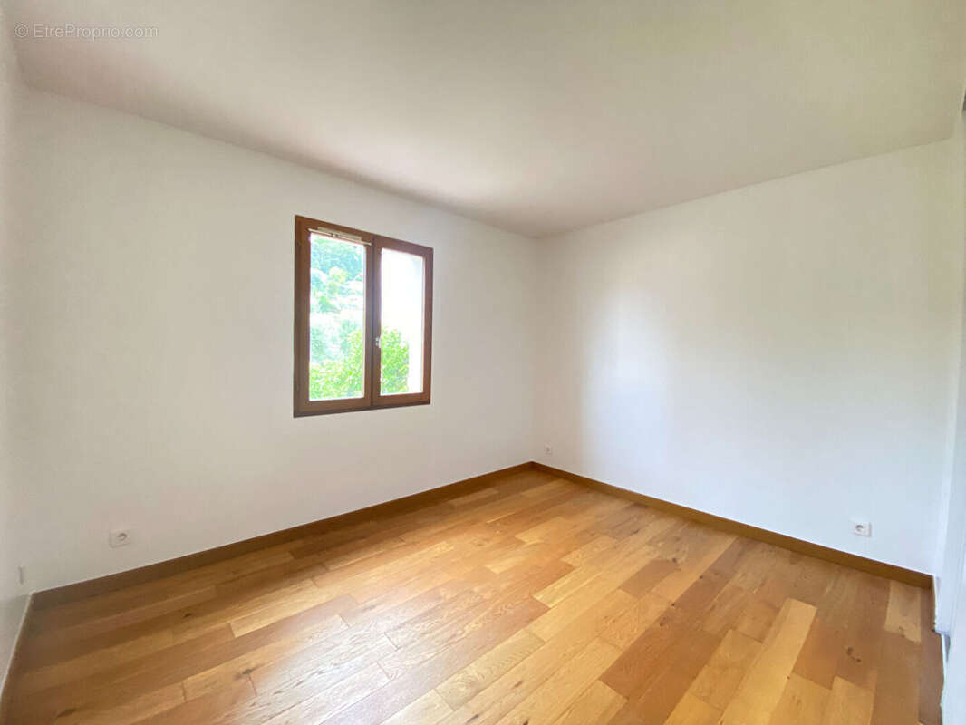 Maison à AURIBEAU-SUR-SIAGNE