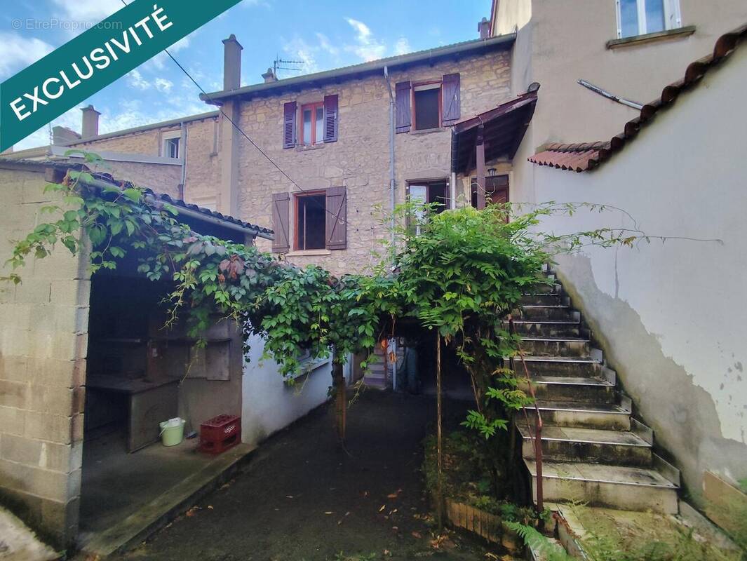 Photo 1 - Maison à SOUCIEU-EN-JARREST