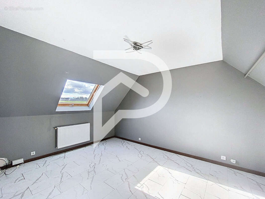 Maison à VERNOUILLET