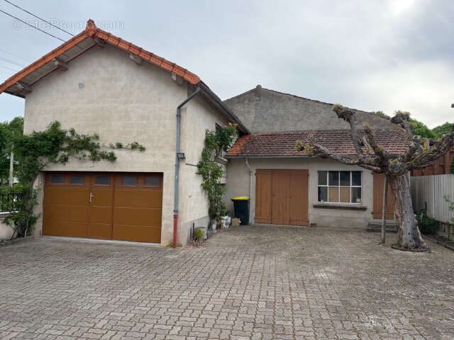 Maison à SAINT-ANDRE-LE-COQ
