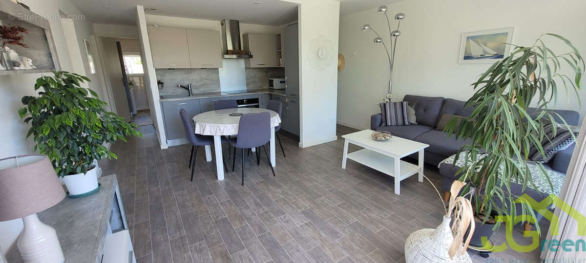 Appartement à LE LAVANDOU