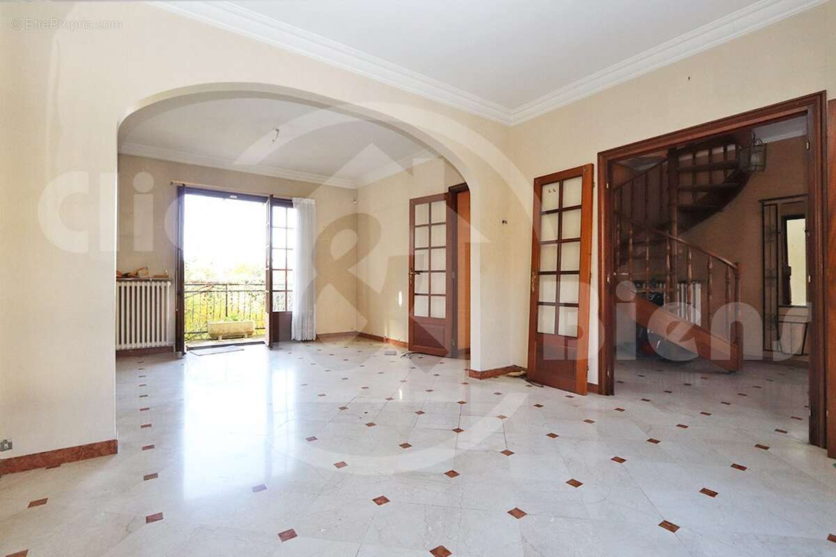 Maison à VELIZY-VILLACOUBLAY