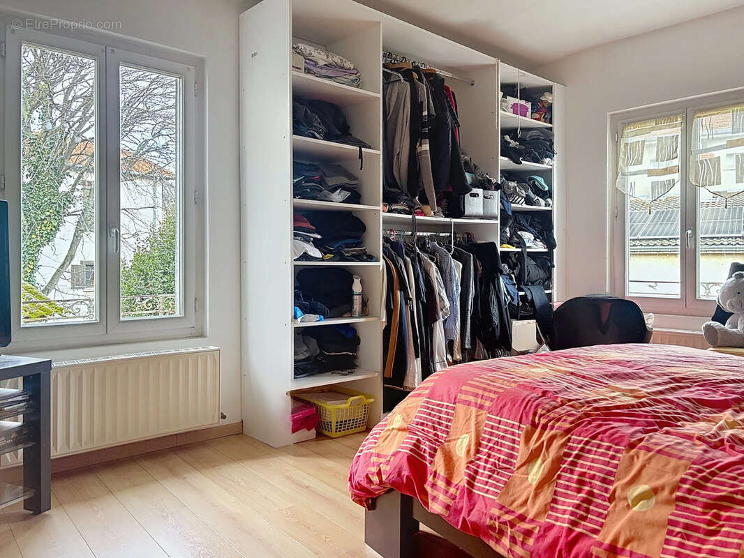 Appartement à GRIGNY