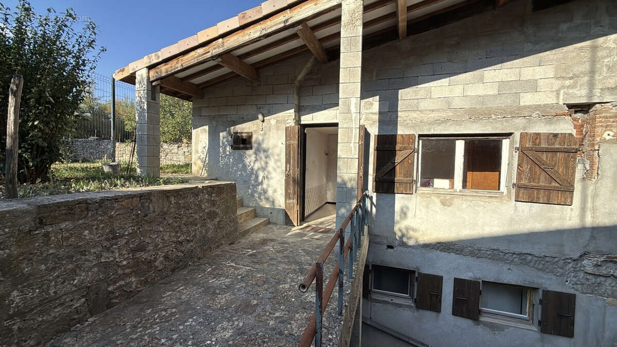 Maison à LACHAPELLE-SOUS-AUBENAS