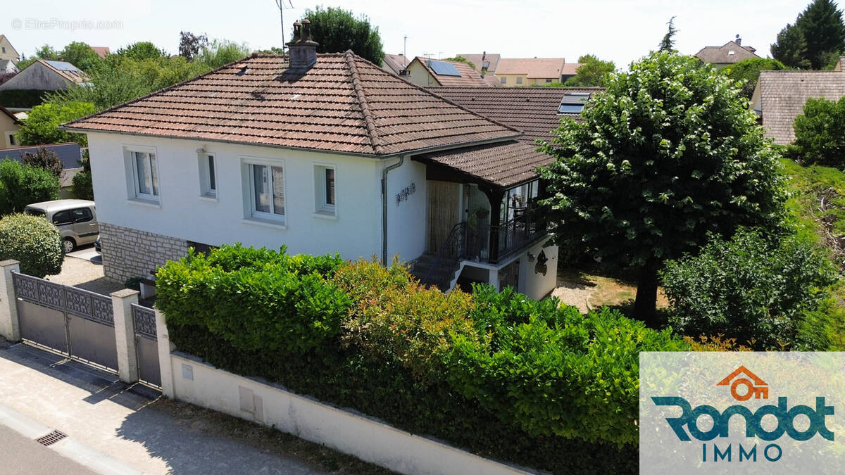 Maison à BRETIGNY