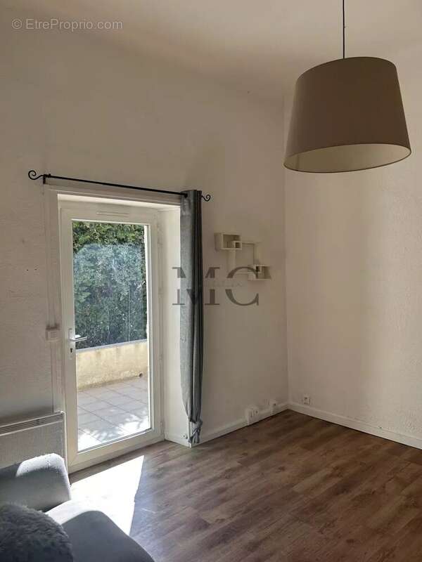 Appartement à MARSEILLE-11E
