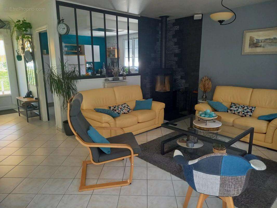 Maison à LA MEMBROLLE-SUR-CHOISILLE