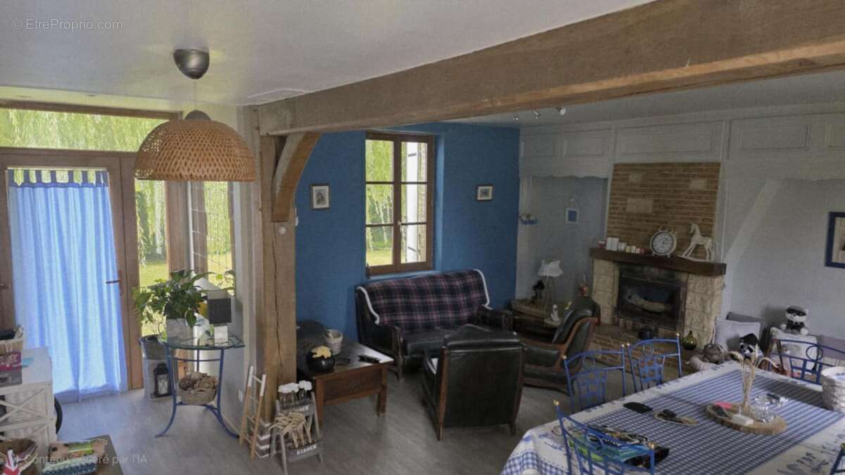 Maison à EPAIGNES