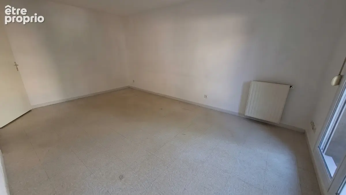 Nîmes – t3 traversant de 69 m² avec balcon – résidence sécurisée - photo 4