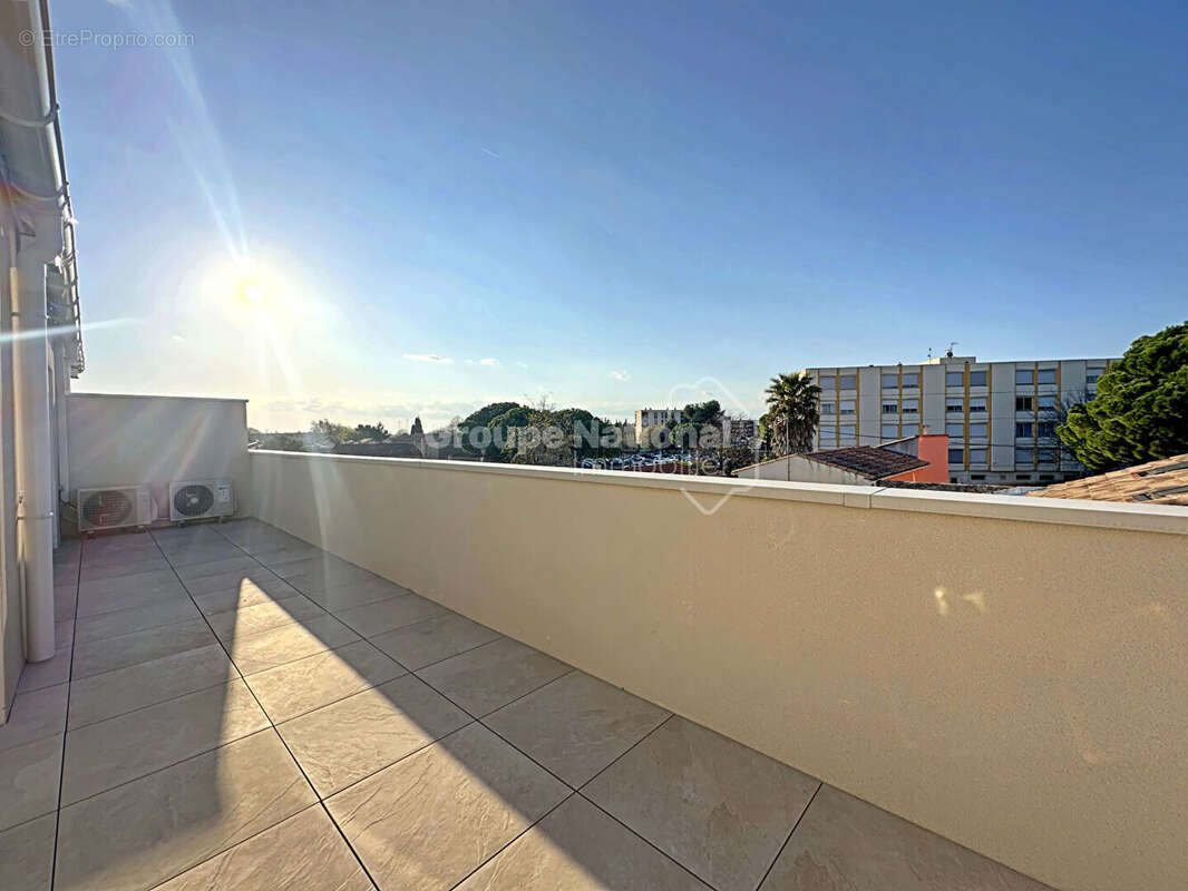 Appartement à LUNEL