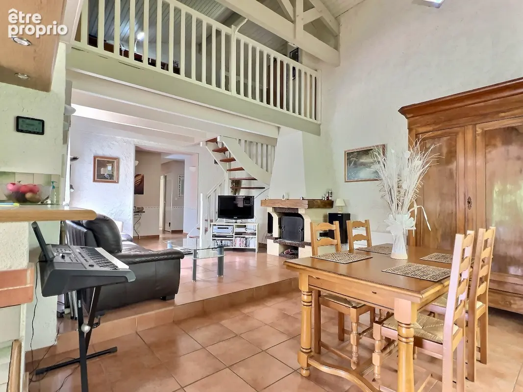 Maison provençale 121 m² avec vue exceptionnelle, secteur PUJOLS (47) Située dans un environnement campagne privilégié sur le se - photo 9