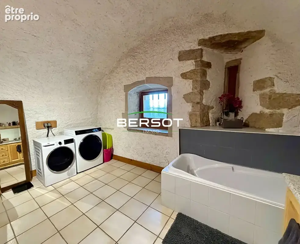 Vellerot-lès-Vercel Bâtisse de caractère de 300 m² avec espace bien-être - photo 9