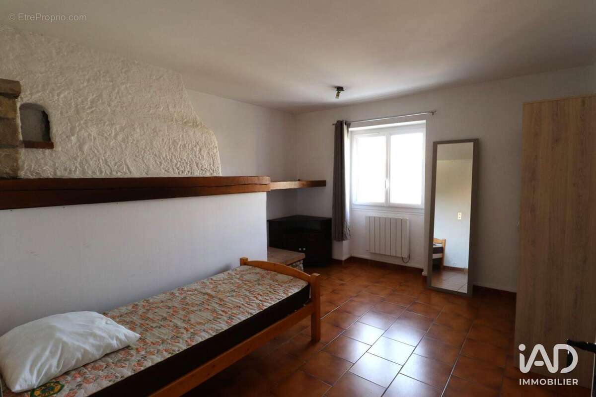 Commerce 320 m² à Les Salles-Sur-Verdon  - photo 9