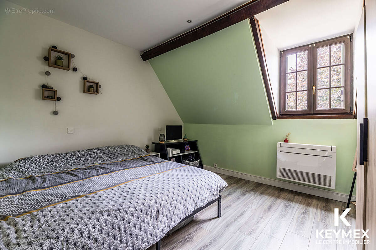 Maison 5 pièces - Sous-sol total - Grand terrain - Ecole - photo 7