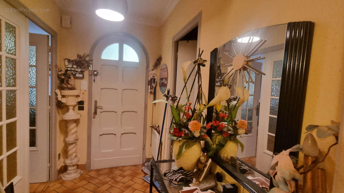 Maison à JUILLAN